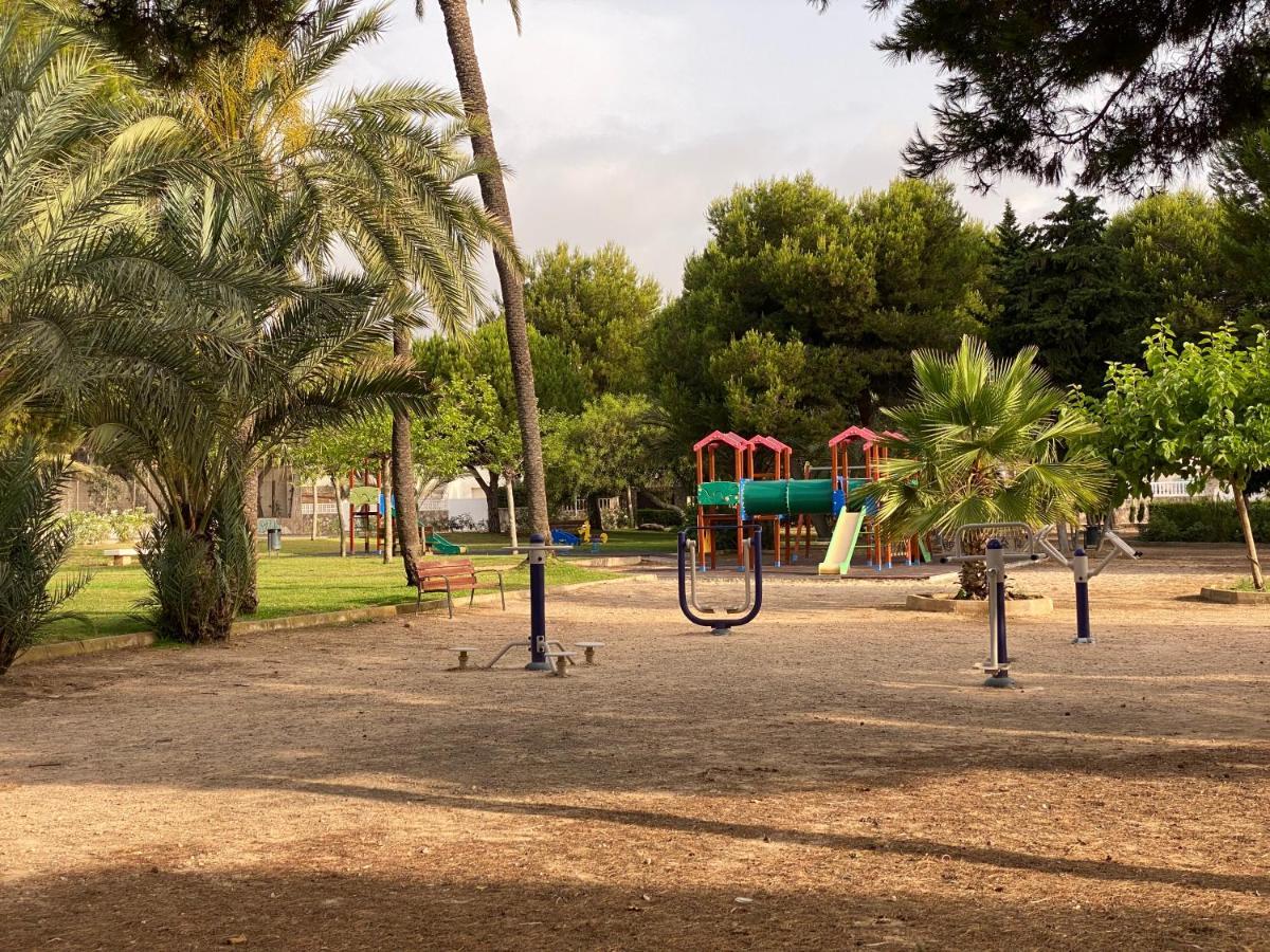 Orihuela Costa 3 Bdr Condo On La Zenia Beach With Patio 외부 사진
